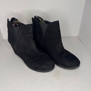 Maurice's Suede Black Ankle Boots Women's 8
